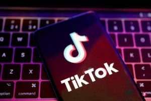 TikTok似乎有意讨好西方出台新规遏制中国和俄罗斯等国官媒对外传播虚假信息操纵影响力 ... ...