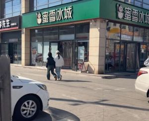 管得过多过宽不当干预微观经济让商户闹心民众忧心，廊坊纪委调查三河迫使商户招牌改色 ...