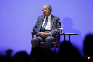 马哈迪：美国人依赖进口产品真正承担高关税，对等关税对美国伤害更大最多只能撑三个月 ...