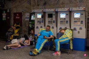 特朗普：普京要就乌无人机袭击空军基地报复，短时间内难促成俄乌停火让双方先打一阵子 ...