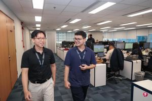 网络犯罪和诈骗层出不穷，新加坡国民服役网络罪案操作员上岗助警方追踪诈骗网站与假账号 ... ...