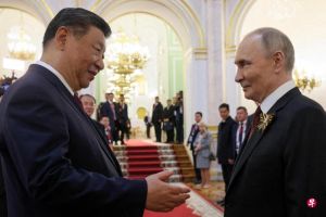 普京：俄中反对世界贸易中歧视性制裁，这些制裁阻碍了金砖国家和整个世界社会经济发展 ...
