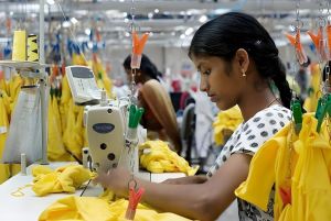 全球贸易战愈演愈烈这轮关税战受损失最大并不是中国而分别是印度、加拿大、日本和欧盟 ...