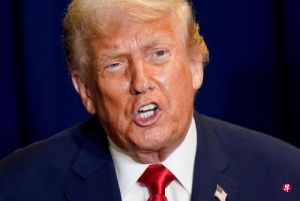 特朗普批欧洲软弱只会空谈并指大多数正在“衰落”，进一步加深了美国欧洲盟友之间裂痕 ...