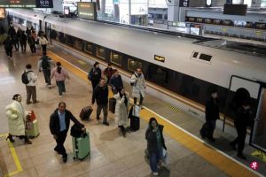 聚焦平台在开展金融借贷业务合作中存在不规范误导问题，官方在春节前约谈六大出行平台 ...