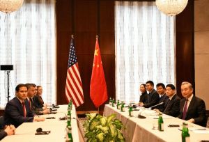 推进合作不搞冲突大国尤其要作出表率，王毅警告华盛顿若脱钩断链踩红线中美将陷入对抗 ...