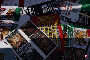 谈判还是开打？特朗普对伊朗决策仍举棋不定