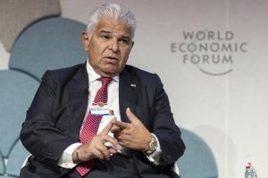 照搬西方套路中国得到一个警醒：面对巴拿马蛮横无理，还是拳头最有效果