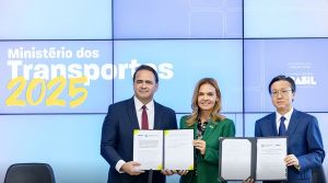 图|中国、巴西签署两洋铁路合作谅解备忘录