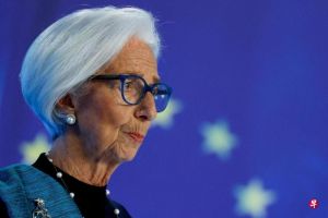 欧洲央行行长拉加德：美国新关税举措恐打破欧美谈判达成的平衡，美国消费者也未能幸免于关税带来的“痛苦” ...