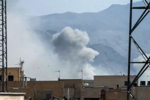 胡塞对伊朗表达“完全和坚定不移的声援”并宣布恢复对红海航运路线和以色列的导弹和无人机袭击，美国会如何 ...