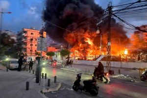 伊朗加大报复美国以色列袭击战火蔓延至中东以外，北约成员国土耳其也险遭伊朗导弹袭击 ...