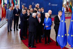 欧洲理事会呼吁伊朗局势相关冲突方充分尊重国际法，保护平民和民用基础设施，暂停对能源和供水设施的袭击。 ...