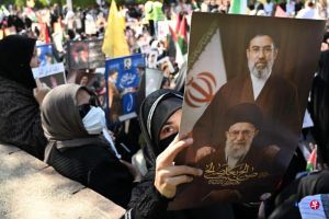 伊朗最高领袖穆杰塔巴提出三点主张：侵略者必须赔偿损失，伊朗绝不放弃正当权利并将本地区所有“抵抗阵线” ...