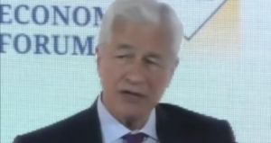 美国记者问中国怕不怕制裁？摩根大通CEO戴蒙：正着急的不是从不低头中国而是美国自己 ...