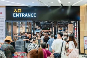 用真心诚意去做才能走出自己热度，整个实体零售正在经历剧变有批异类绝处逢生各有活法 ...