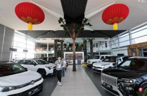 乌克兰攻击俄能源设施导致供应紧张油价飙升，燃油危机冲击俄罗斯出现中国电动车抢购潮 ...
